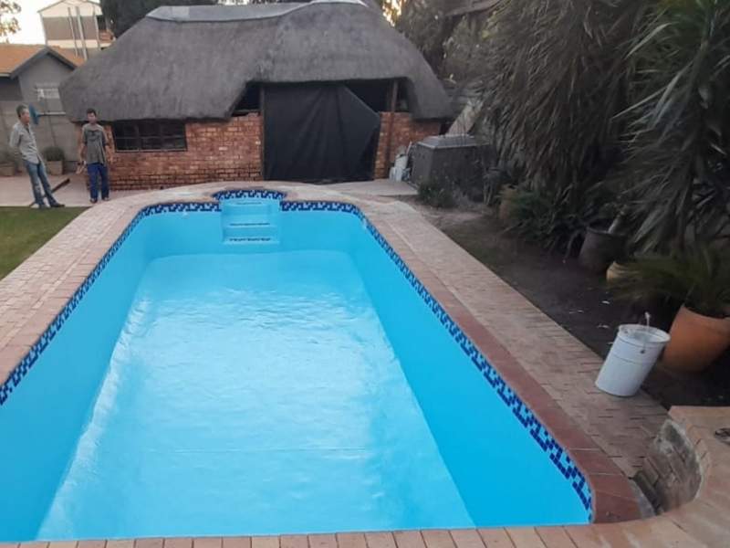 pool renovations Bromhof